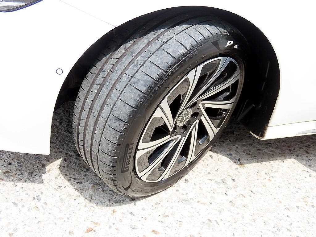 벤츠 E 클래스 E-클래스 W214 E300 4MATIC 익스클루시브 이미지 20