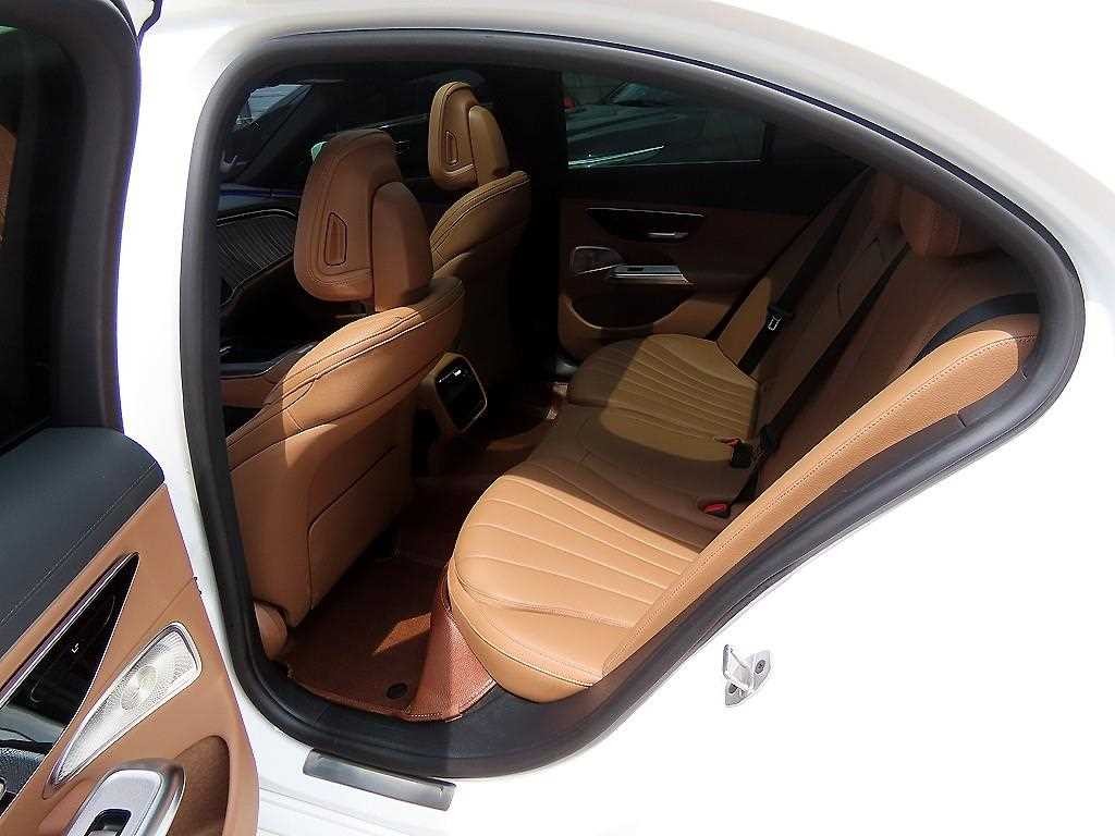 벤츠 E 클래스 E-클래스 W214 E300 4MATIC 익스클루시브 이미지 7