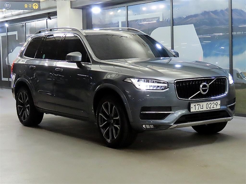 볼보 XC90 XC90 2세대 2.0 D5 AWD 모멘텀 이미지 1