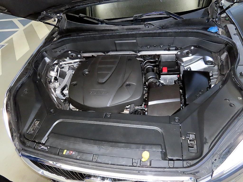 볼보 XC90 XC90 2세대 2.0 D5 AWD 모멘텀 이미지 19