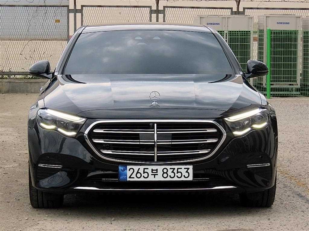 벤츠 E 클래스 E-클래스 W214 E300 4MATIC 익스클루시브 이미지 2