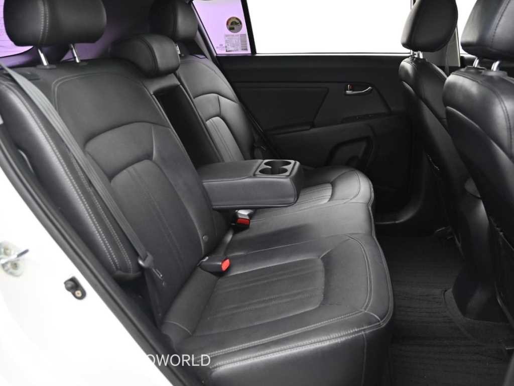 기아 스포티지 스포티지 R 2WD TLX 최고급형 이미지 12