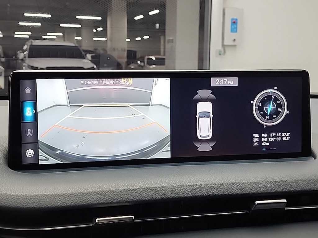 제네시스 GV70 2.5T 가솔린 AWD 스포츠 이미지 17