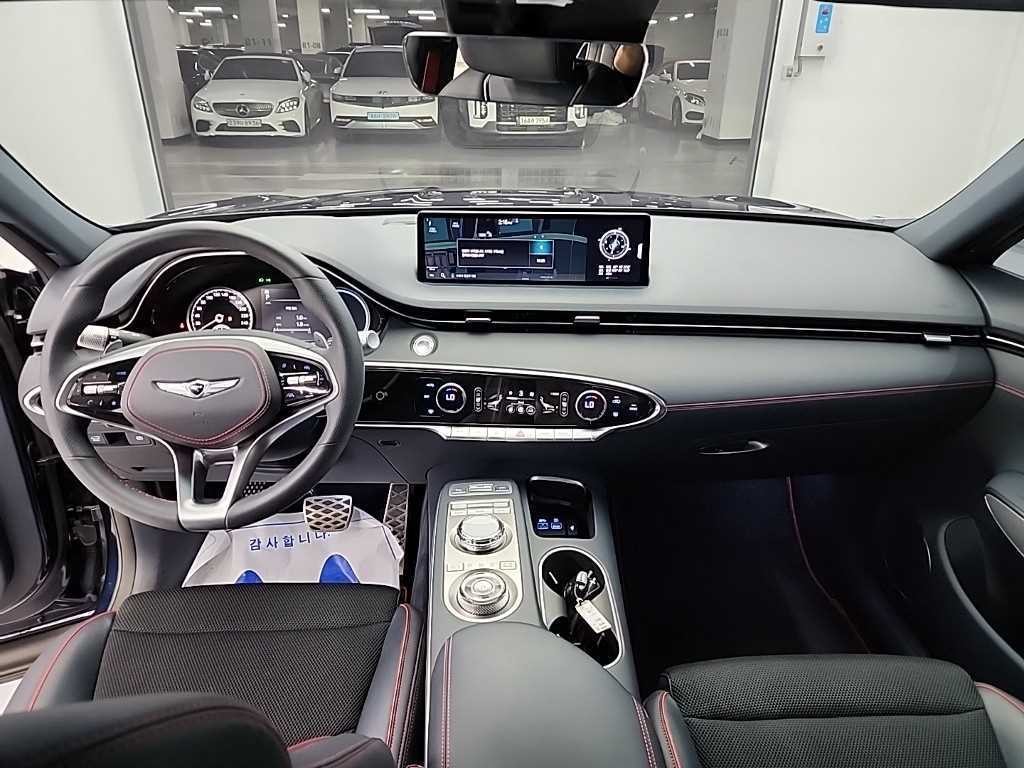 제네시스 GV70 2.5T 가솔린 AWD 스포츠 이미지 8