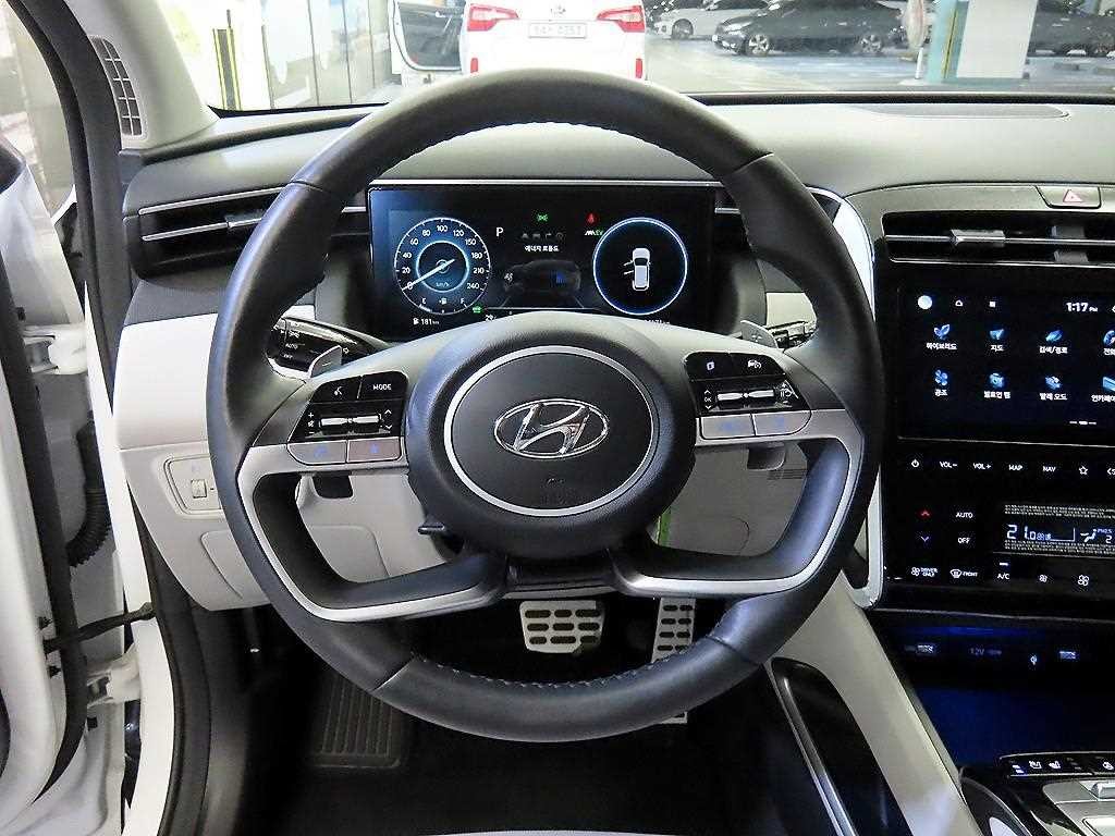 현대 투싼 투싼 하이브리드(NX4) 2WD 인스퍼레이션 이미지 9