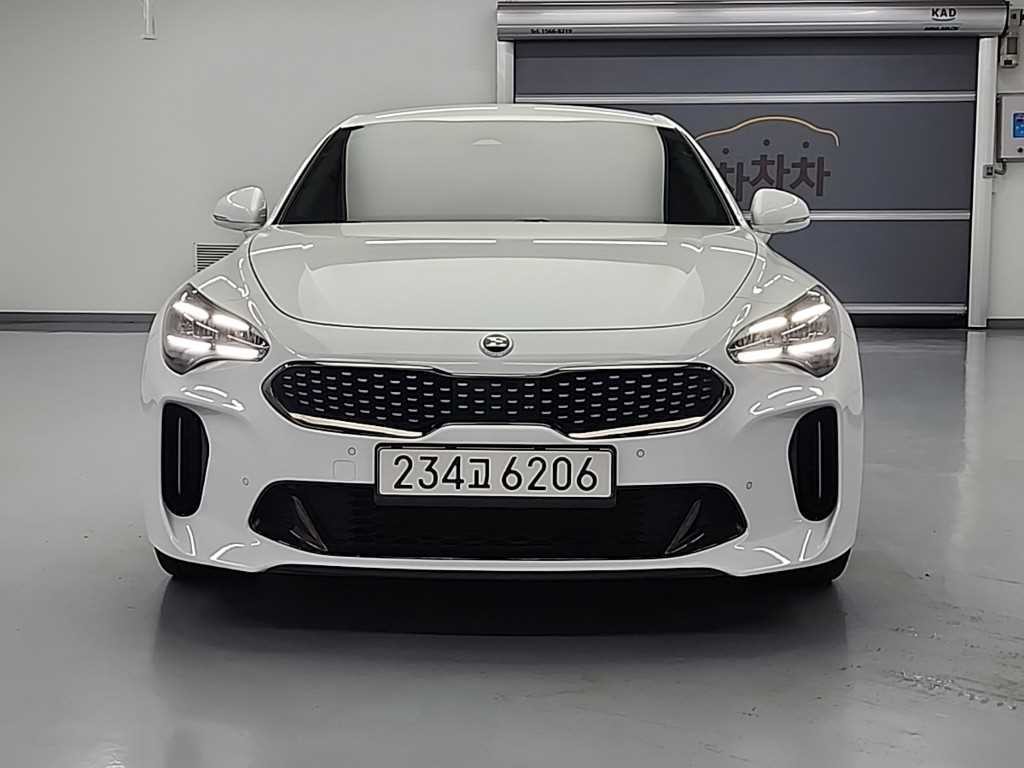 기아 스팅어 스팅어 마이스터 AWD 2.5 플래티넘 이미지 2