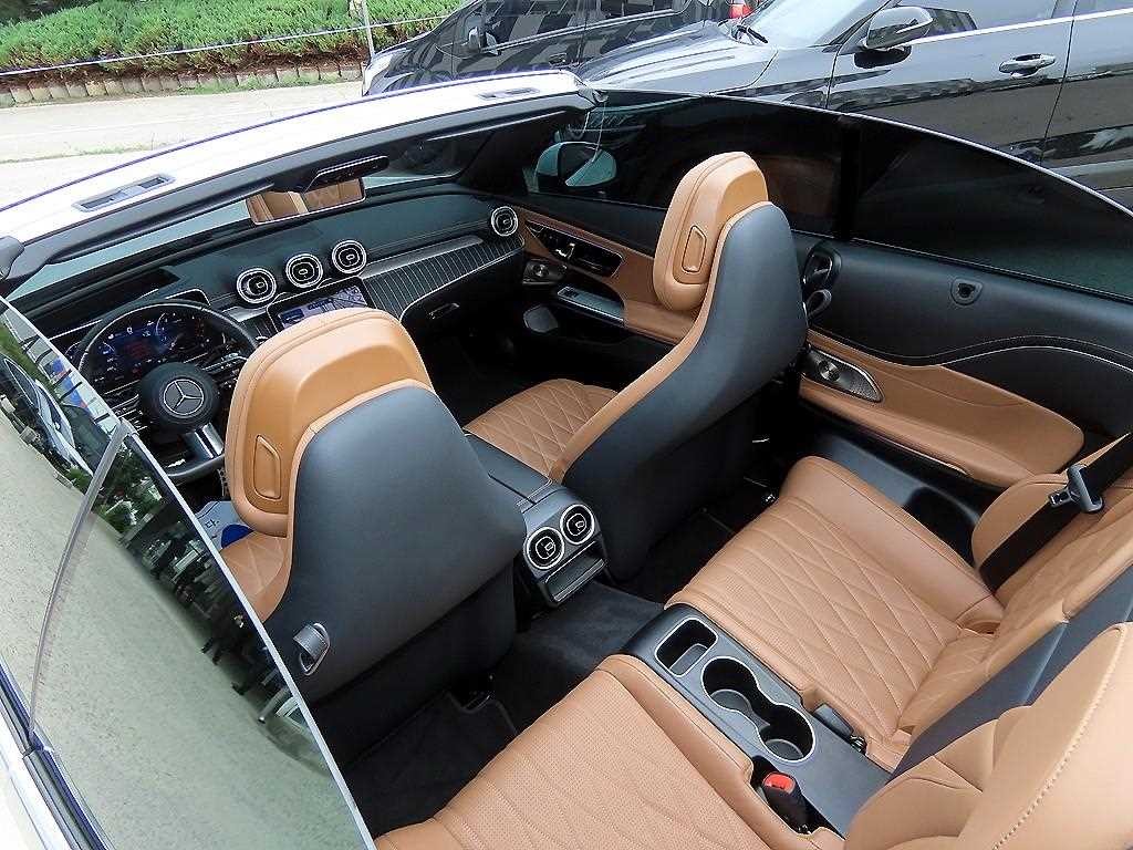 벤츠 CLE 클래스 CLE 450 4MATIC 카브리올레 이미지 7