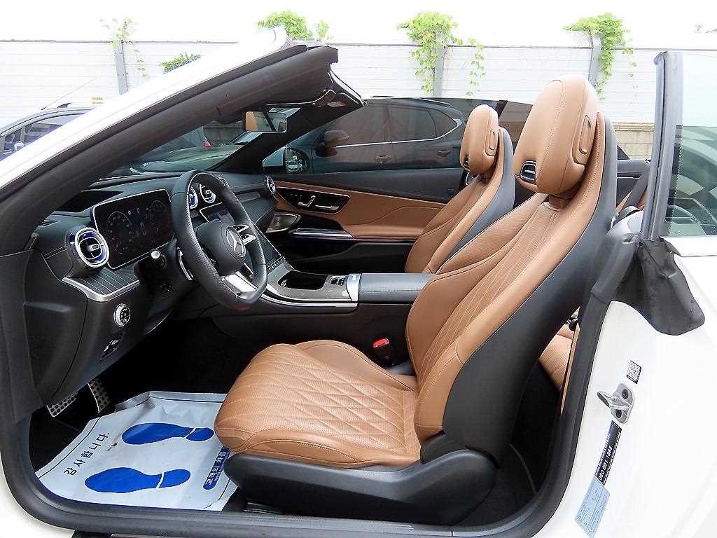 벤츠 CLE 클래스 CLE 450 4MATIC 카브리올레 이미지 8