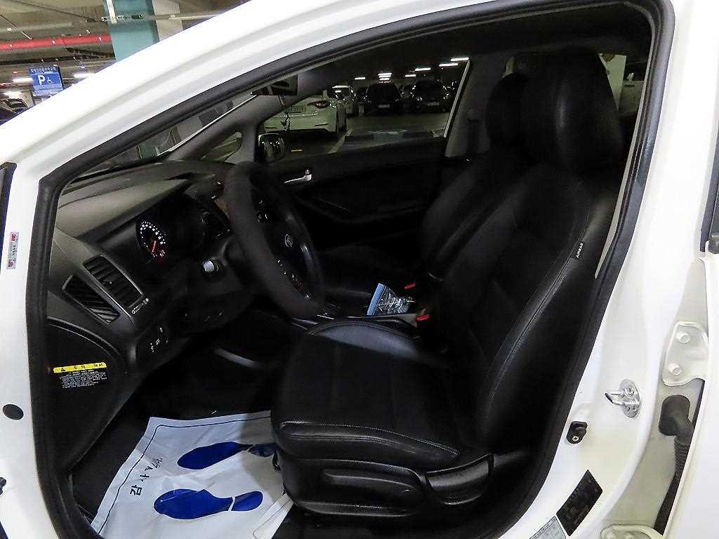 기아 K3 1.6 GDI 디럭스 스마트 이미지 6