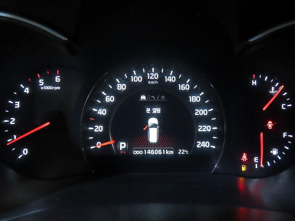 기아 쏘렌토 뉴 쏘렌토 R 2WD 2.0 프레스티지 이미지 9