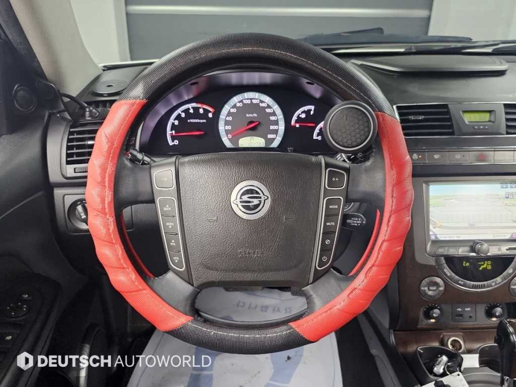 KG모빌리티(쌍용) 렉스턴 렉스턴W 2.0  4WD RX7 럭셔리 이미지 13