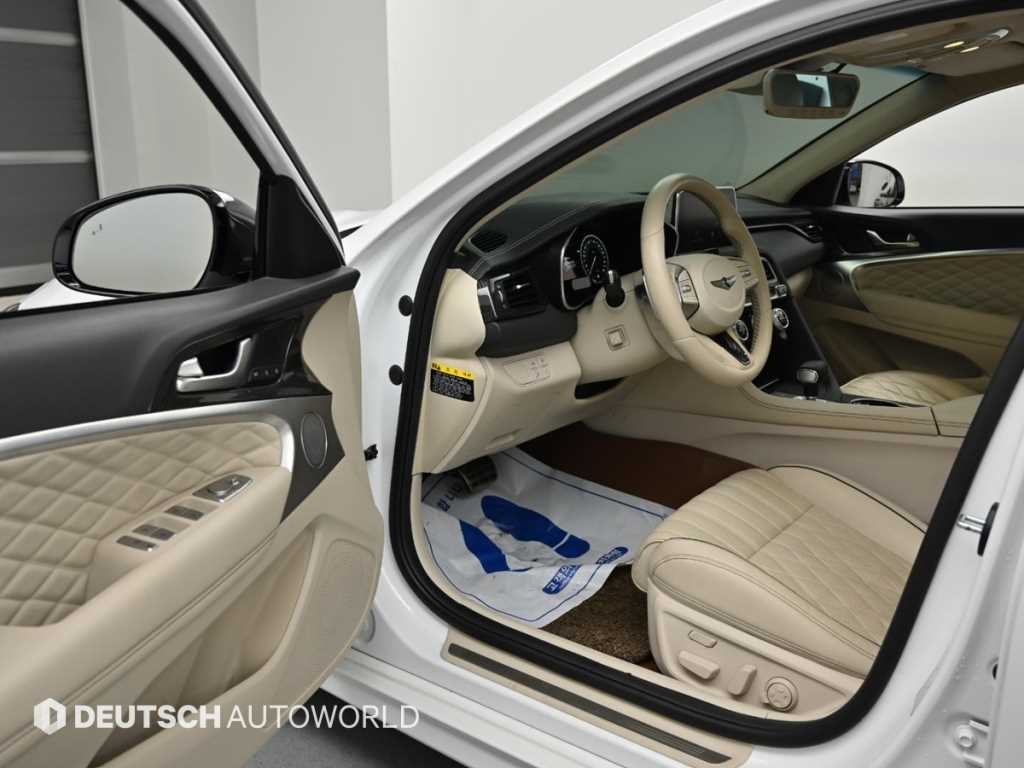 제네시스 G70 3.3T 스포츠 AWD 프레스티지 이미지 11