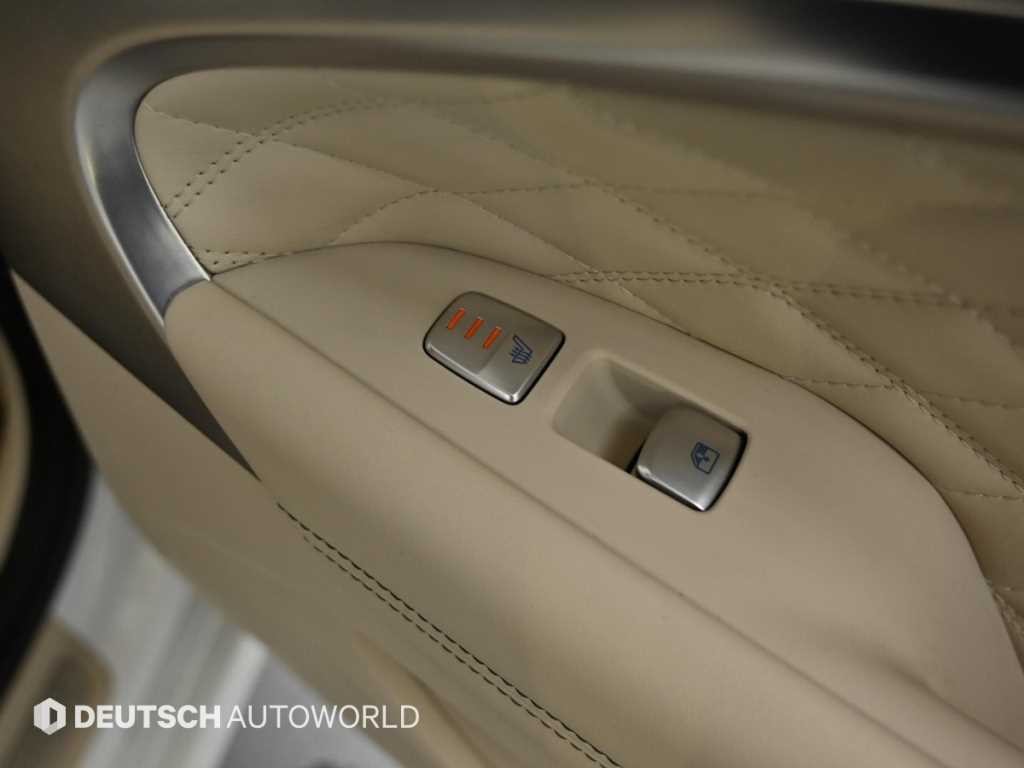 제네시스 G70 3.3T 스포츠 AWD 프레스티지 이미지 16
