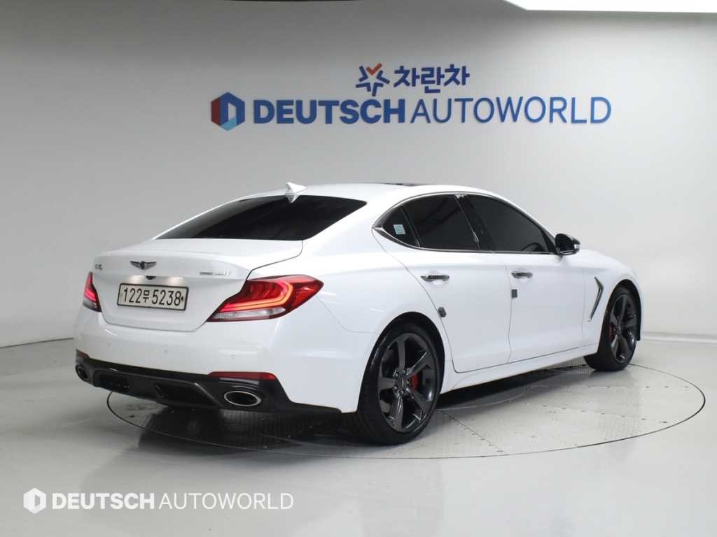 제네시스 G70 3.3T 스포츠 AWD 프레스티지 이미지 2