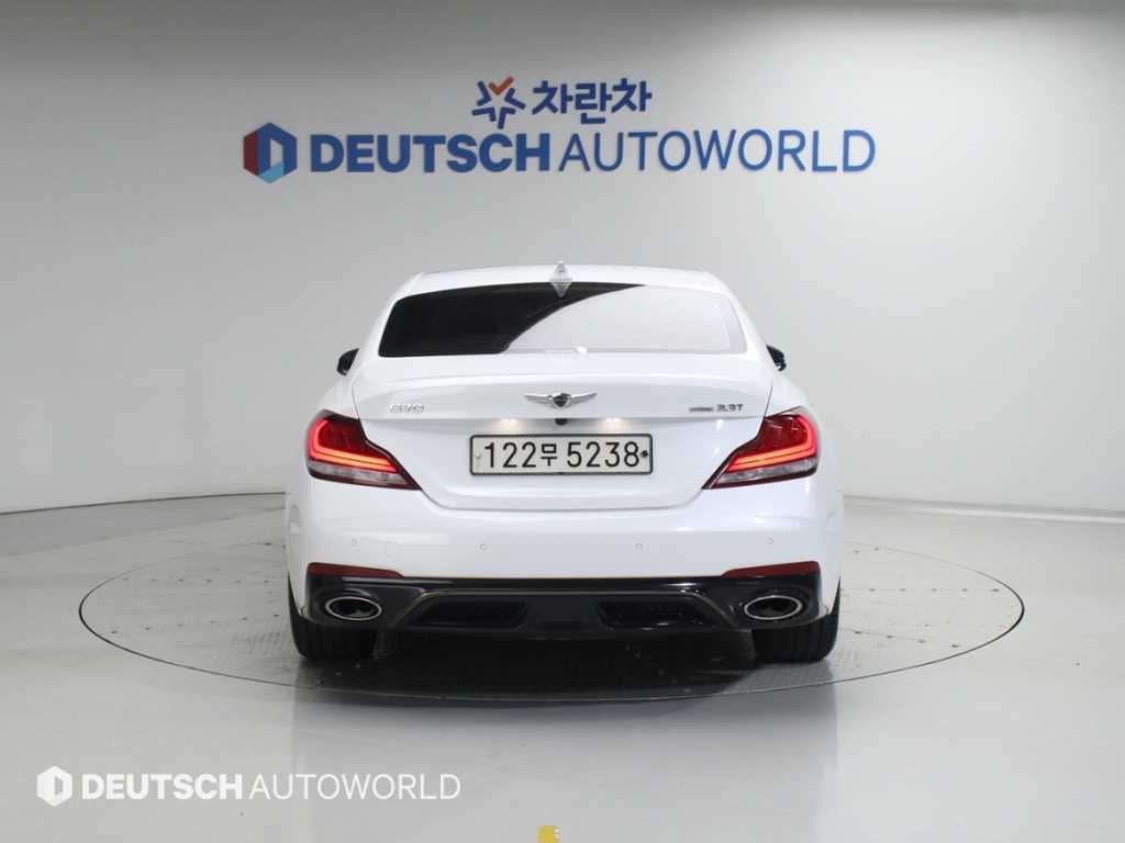 제네시스 G70 3.3T 스포츠 AWD 프레스티지 이미지 4