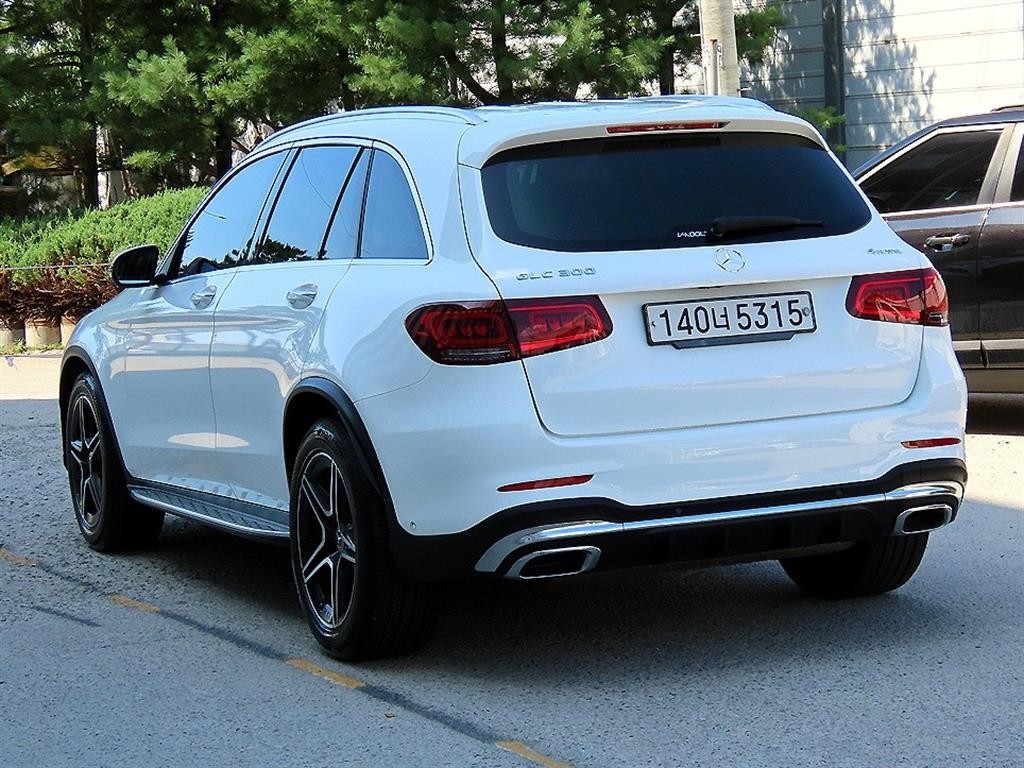 벤츠 GLC 클래스 GLC클래스 X253 GLC 300 4MATIC 프리미엄 이미지 3