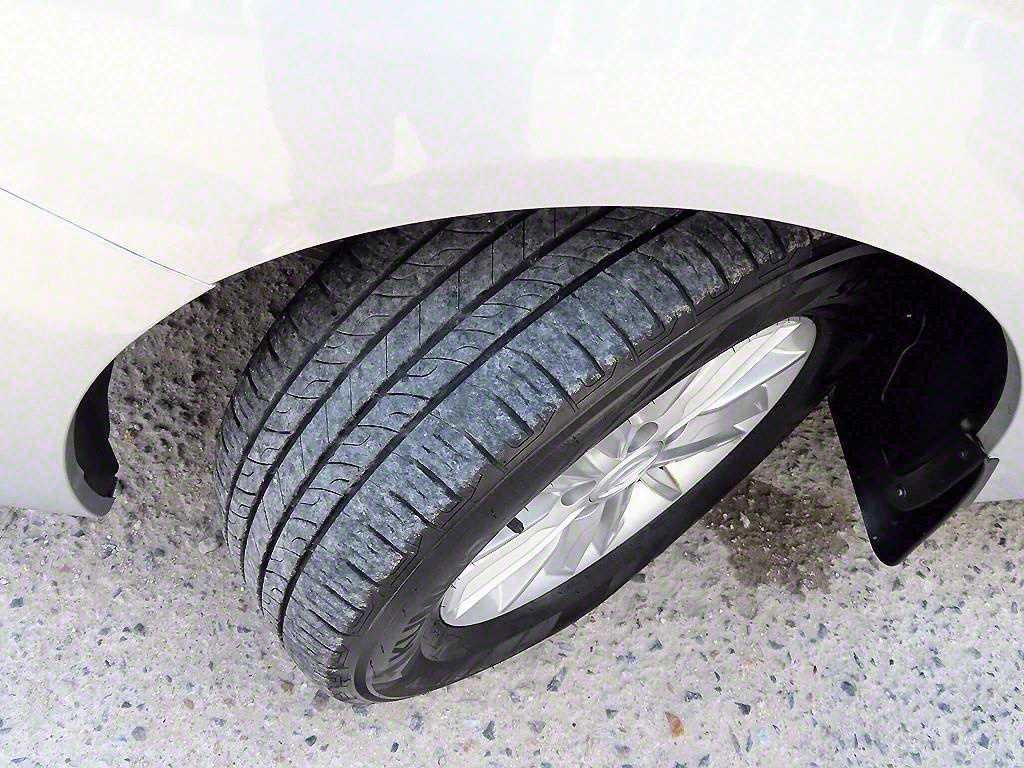 KG모빌리티(쌍용) 코란도 코란도투리스모 2WD LT 11인승 이미지 19