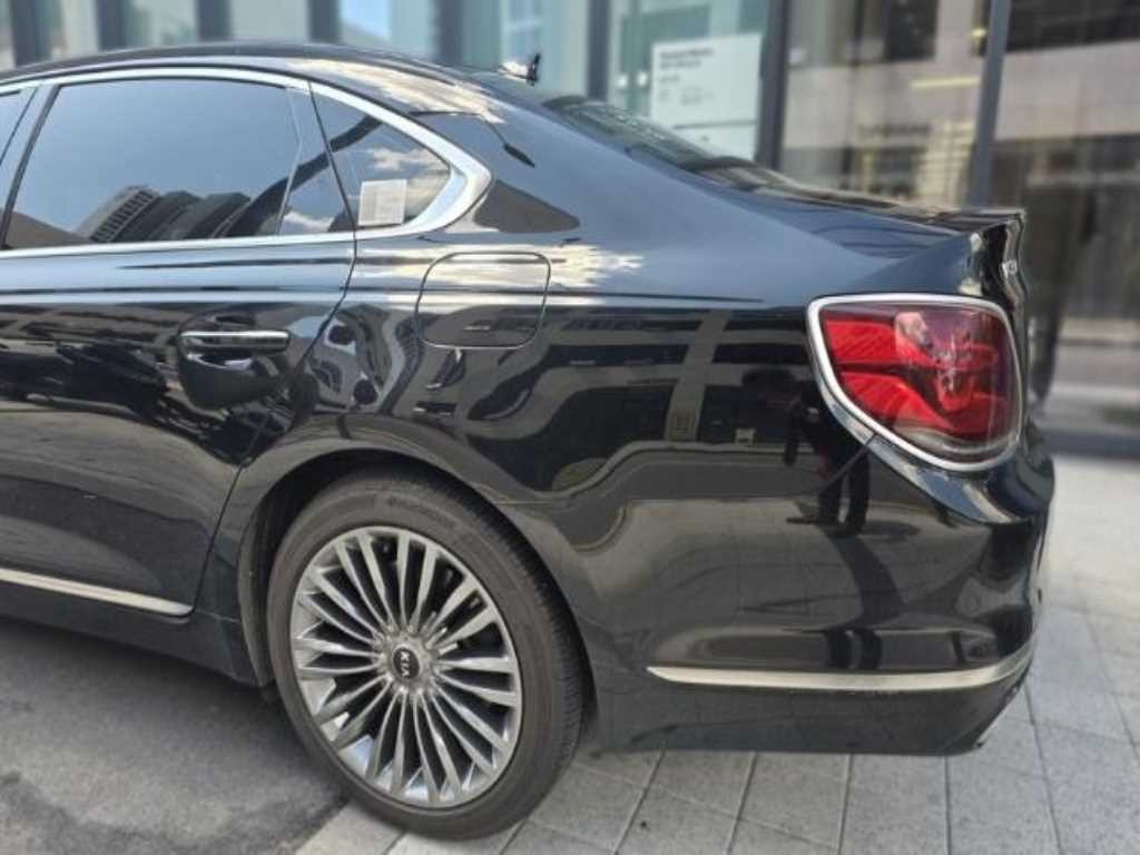 기아 K9 더 K9 3.8 GDI AWD 플래티넘Ⅲ 이미지 3