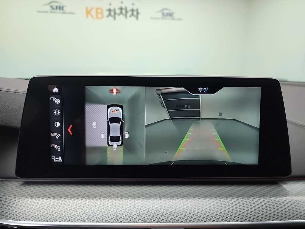 BMW 5시리즈 5시리즈 (G30) 530i M 스포츠 플러스 이미지 16