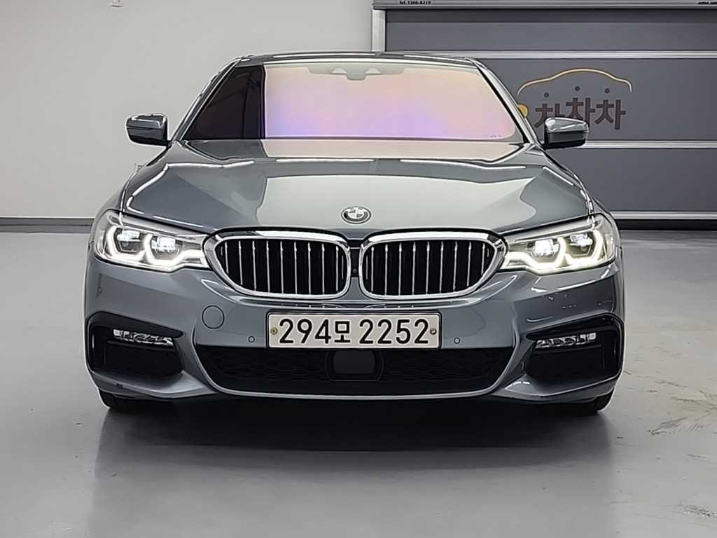 BMW 5시리즈 5시리즈 (G30) 530i M 스포츠 플러스 이미지 2