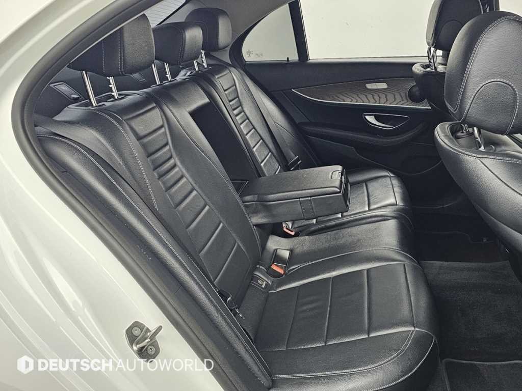 벤츠 E 클래스 E-클래스 W213 E300 익스클루시브 이미지 12