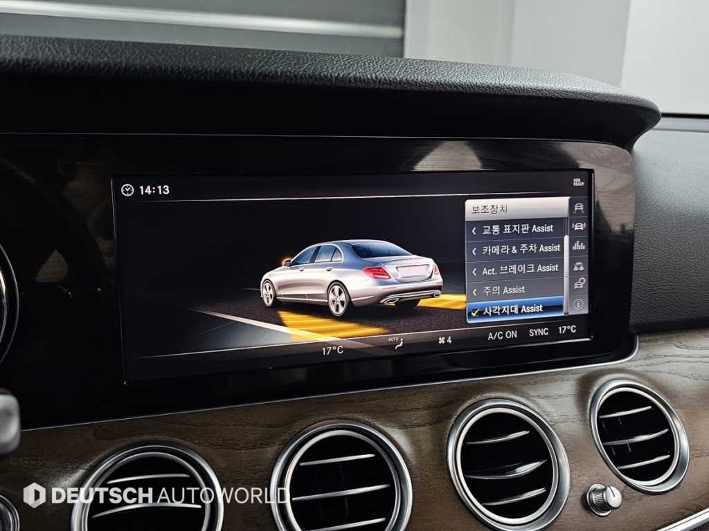 벤츠 E 클래스 E-클래스 W213 E300 익스클루시브 이미지 17