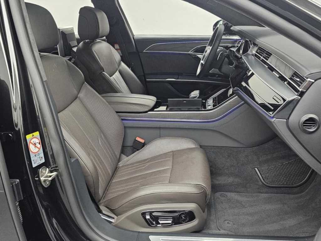 아우디 A8 A8 (D5) 60 TFSI 콰트로 LWB 이미지 10