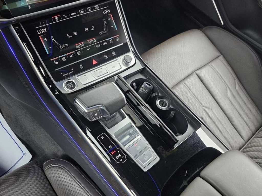 아우디 A8 A8 (D5) 60 TFSI 콰트로 LWB 이미지 9