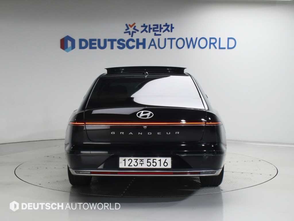현대 그랜저 그랜저 (GN7) 가솔린 2.5 2WD 프리미엄 이미지 4