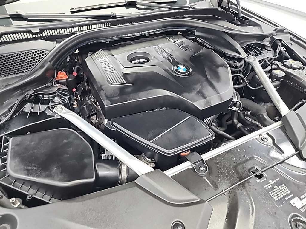 BMW 5시리즈 5시리즈 (G30) 520i 럭셔리 이미지 5