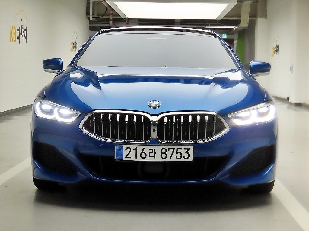 BMW 8시리즈 8시리즈 (G15) 840d xDrive M 스포츠 그란쿠페 이미지 1