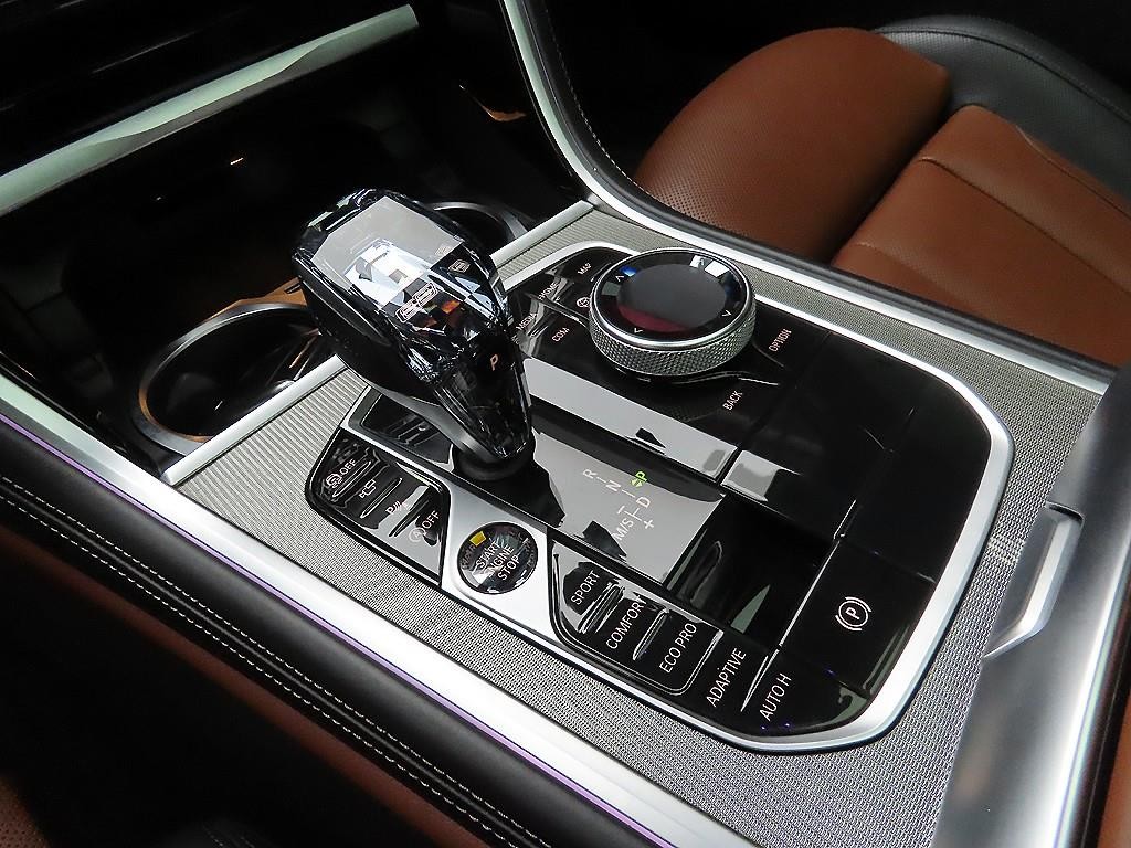 BMW 8시리즈 8시리즈 (G15) 840d xDrive M 스포츠 그란쿠페 이미지 10