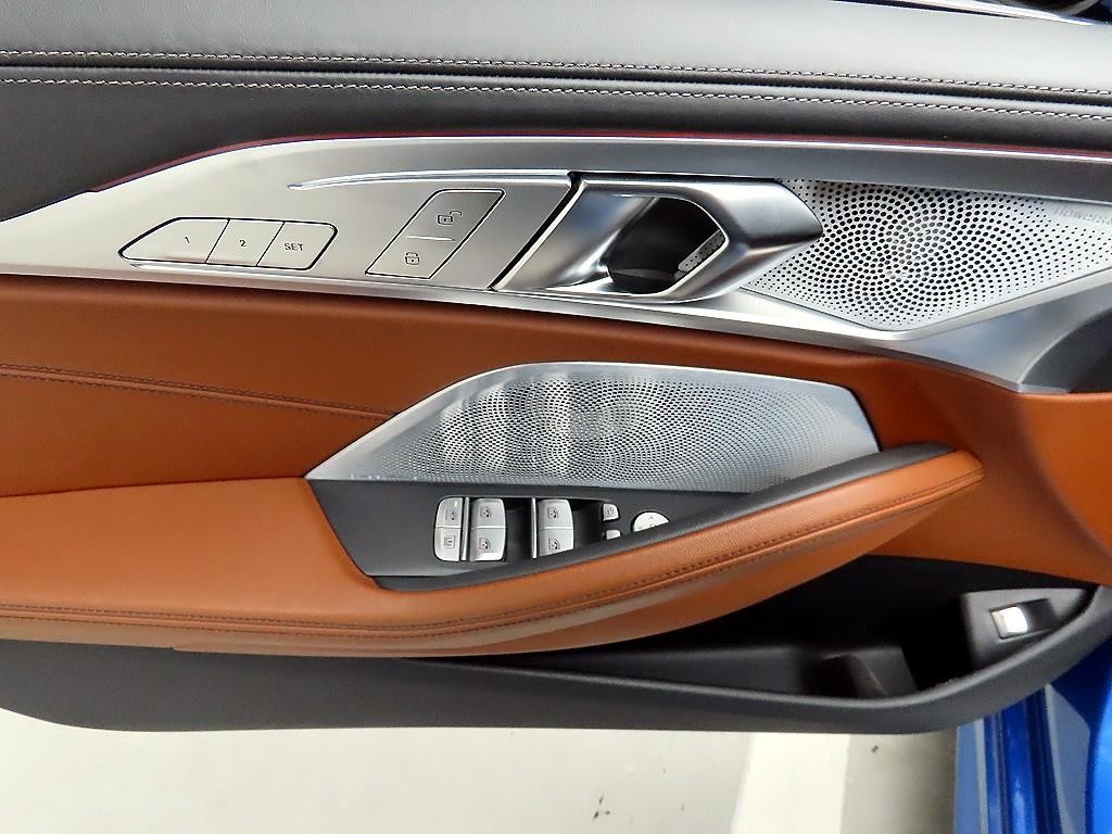 BMW 8시리즈 8시리즈 (G15) 840d xDrive M 스포츠 그란쿠페 이미지 11