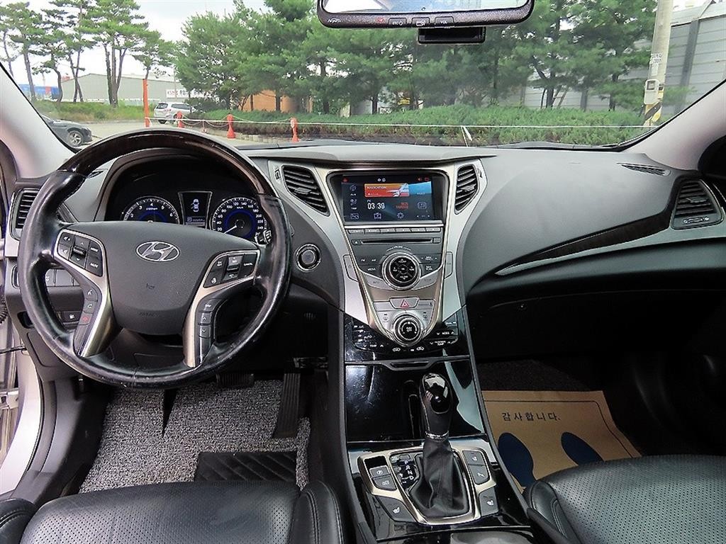 현대 그랜저 그랜저 HG HG240 LUXURY 이미지 7