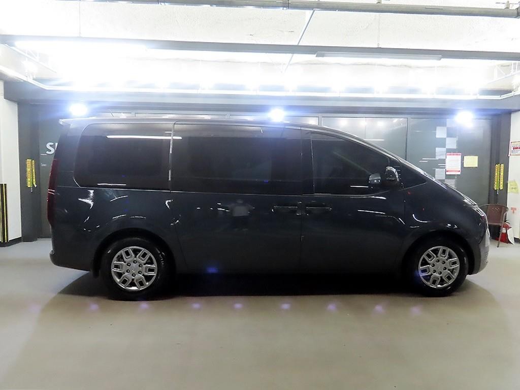현대 스타리아 2WD 디젤 투어러 모던 9인승 이미지 3