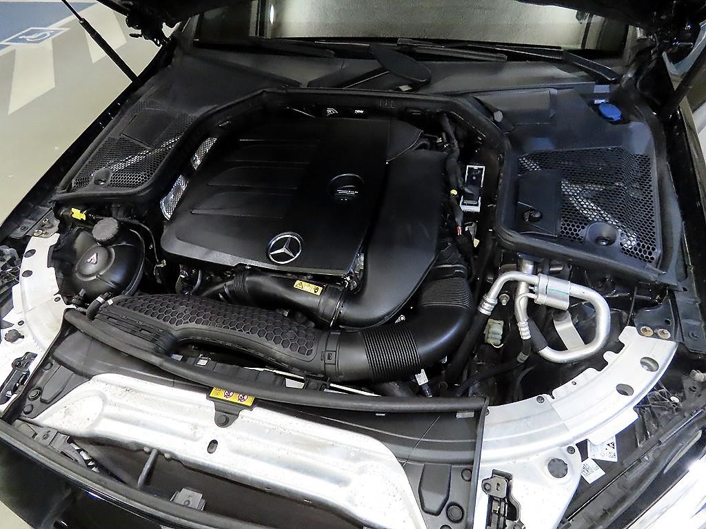 벤츠 C 클래스 C클래스 W205 C200 이미지 18