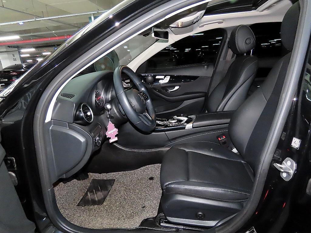 벤츠 C 클래스 C클래스 W205 C200 이미지 6
