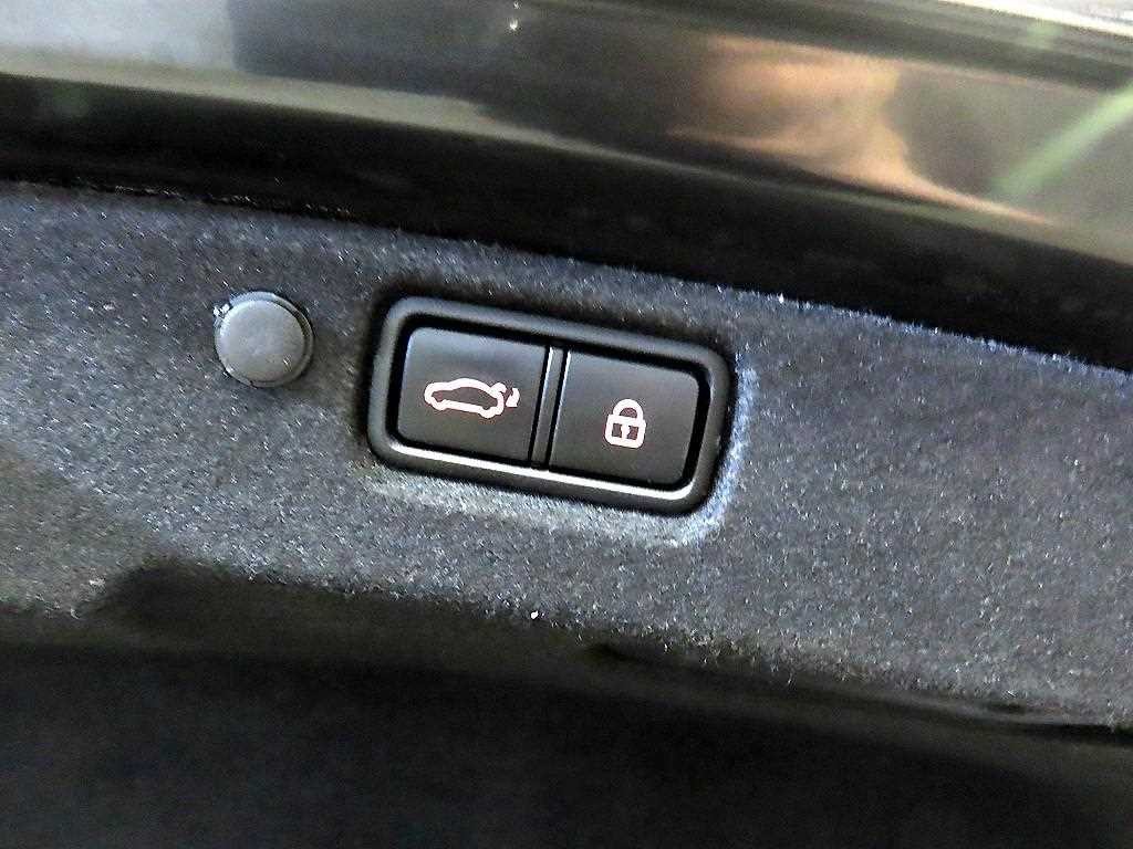기아 K7 올 뉴 K7 3.0 LPI 노블레스 이미지 16