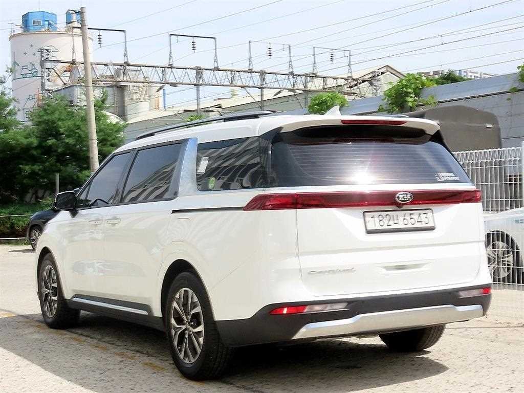 기아 카니발 카니발 4세대 디젤 9인승 노블레스 이미지 3