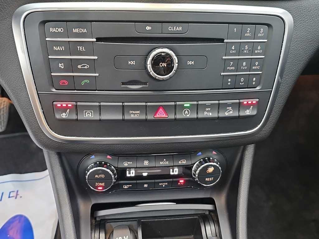 벤츠 GLA 클래스 GLA클래스 X156 GLA200 D 4MATIC 이미지 10