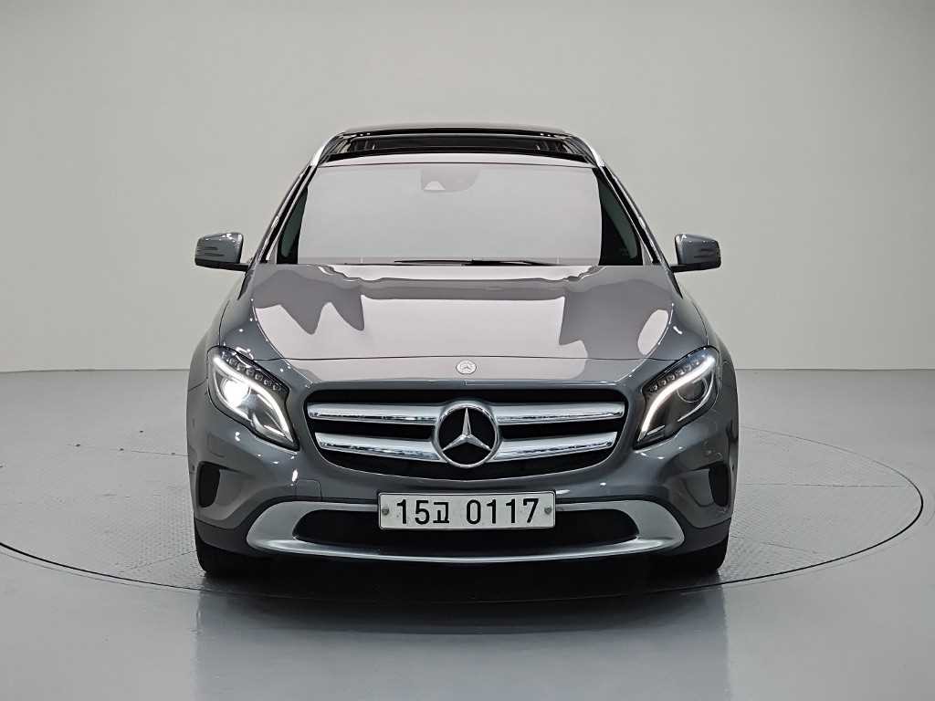 벤츠 GLA 클래스 GLA클래스 X156 GLA200 D 4MATIC 이미지 2