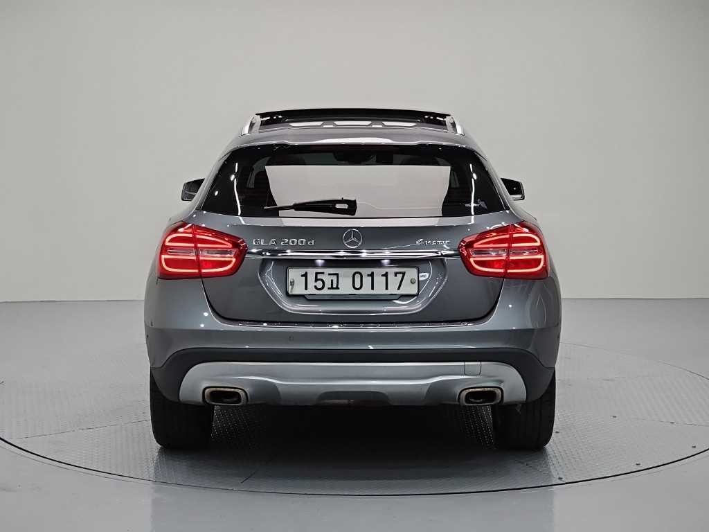 벤츠 GLA 클래스 GLA클래스 X156 GLA200 D 4MATIC 이미지 3