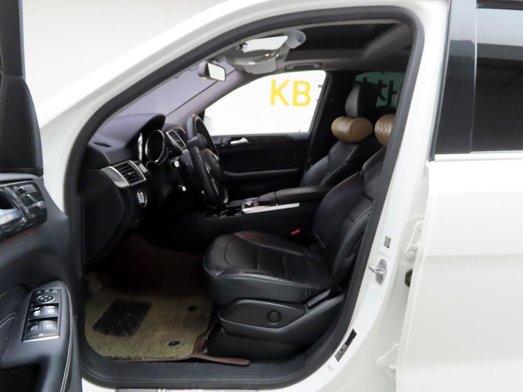 벤츠 M 클래스 뉴 M클래스 W166 ML350 블루텍 4매틱 이미지 12
