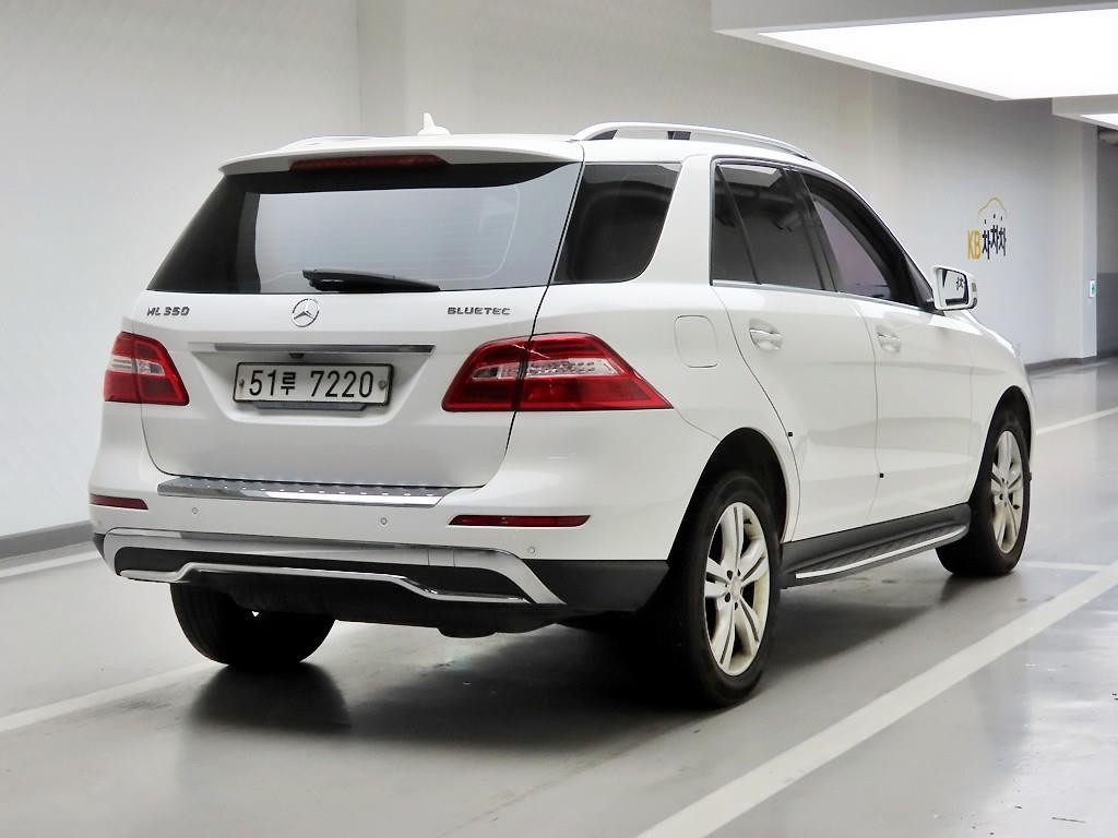 벤츠 M 클래스 뉴 M클래스 W166 ML350 블루텍 4매틱 이미지 4