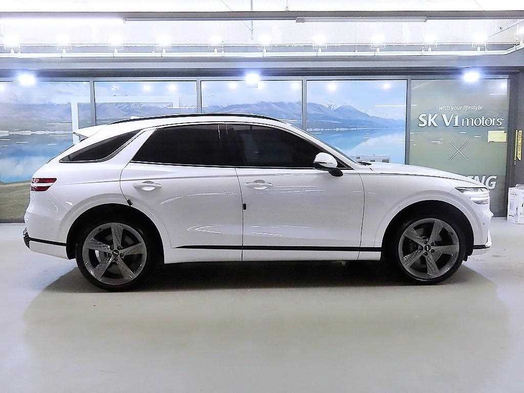 제네시스 GV70 2.5T 가솔린 AWD 스포츠 이미지 3