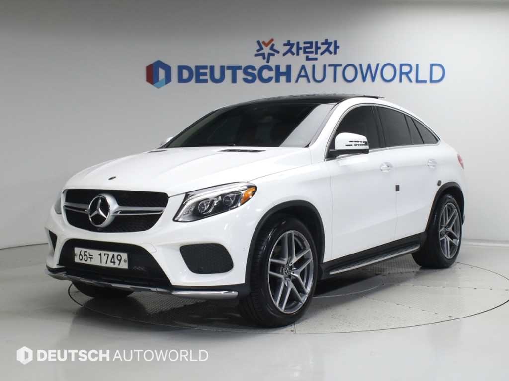 벤츠 GLE 클래스 GLE 클래스 W166 GLE 350 d 4MATIC 쿠페 이미지 1