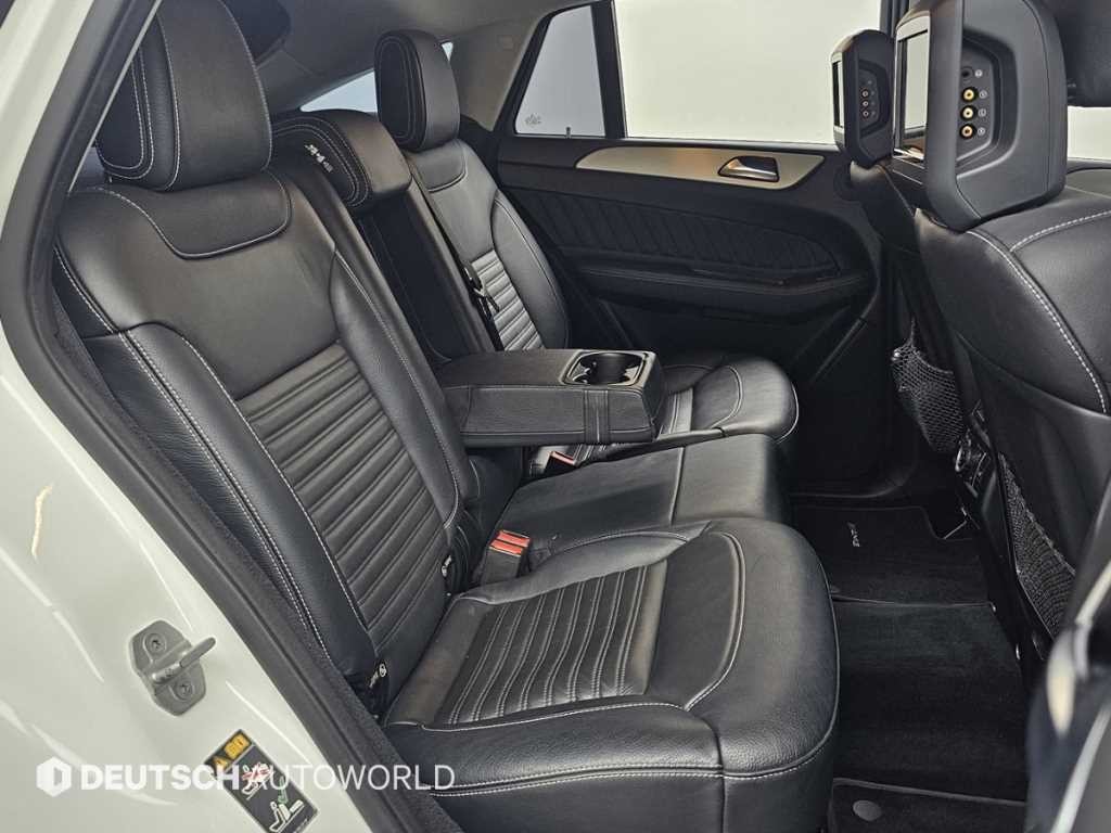 벤츠 GLE 클래스 GLE 클래스 W166 GLE 350 d 4MATIC 쿠페 이미지 12