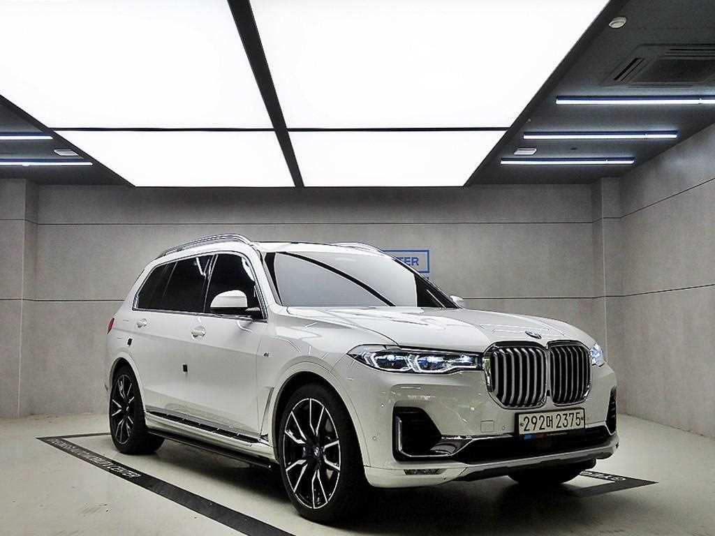 BMW X7 X7 (G07) xDrive 30d M 스포츠 6인승 이미지 1