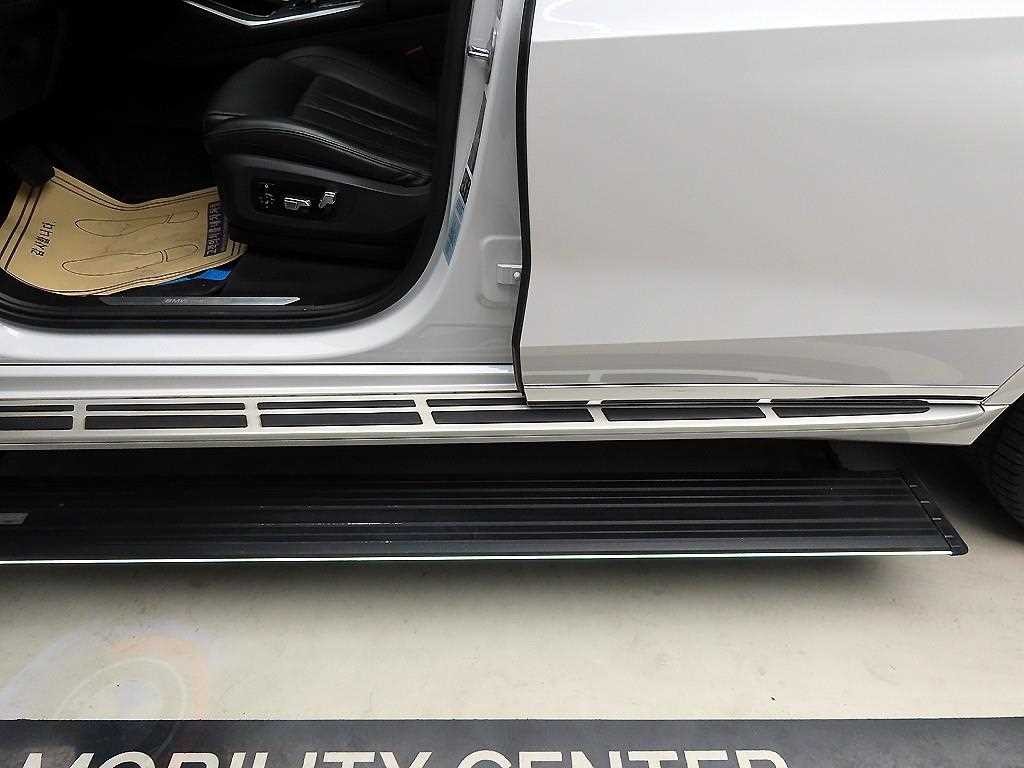 BMW X7 X7 (G07) xDrive 30d M 스포츠 6인승 이미지 12