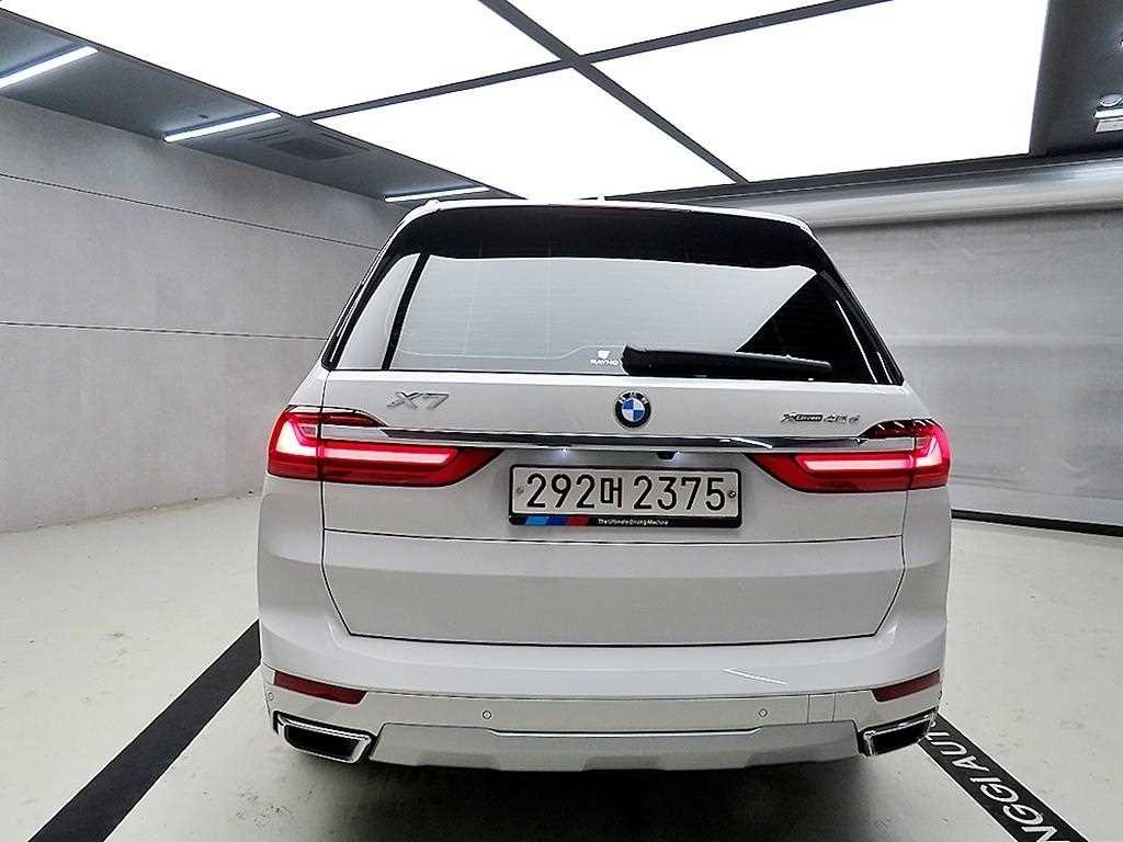 BMW X7 X7 (G07) xDrive 30d M 스포츠 6인승 이미지 3